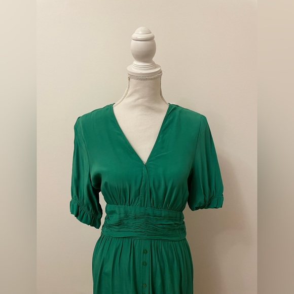 Zara Green Quarter Sleeve V-Neck Dress With Buttons size medium - Picture 4 of 9